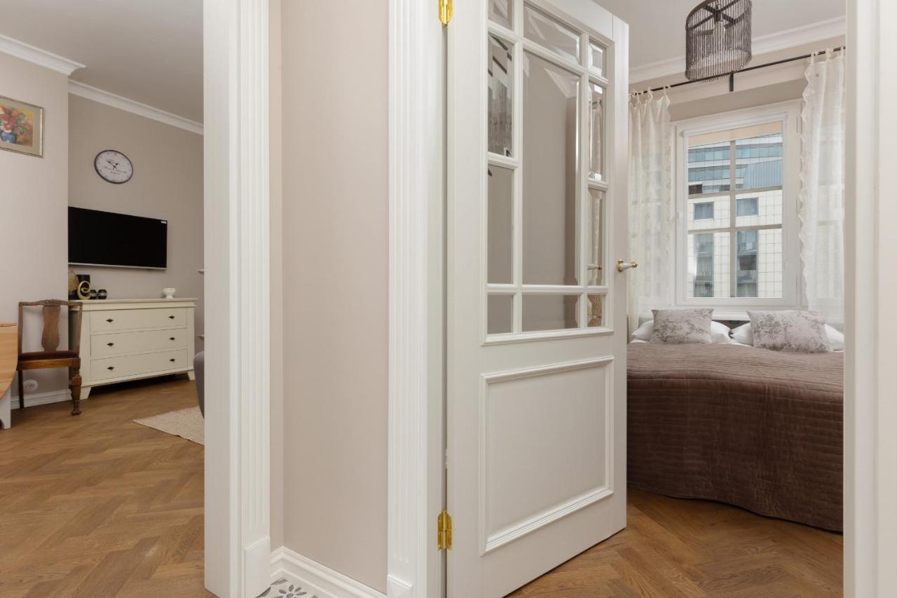 Metro Rondo Onz Apartment By Noclegi Renters Varşovia Exterior foto